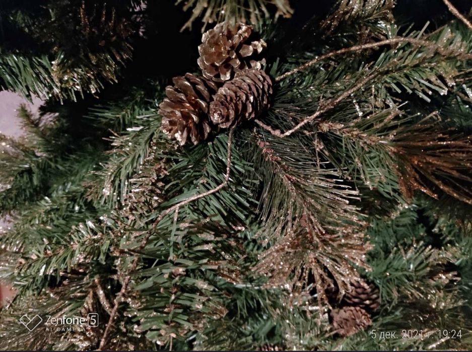 Ялинка штучна на новий рік