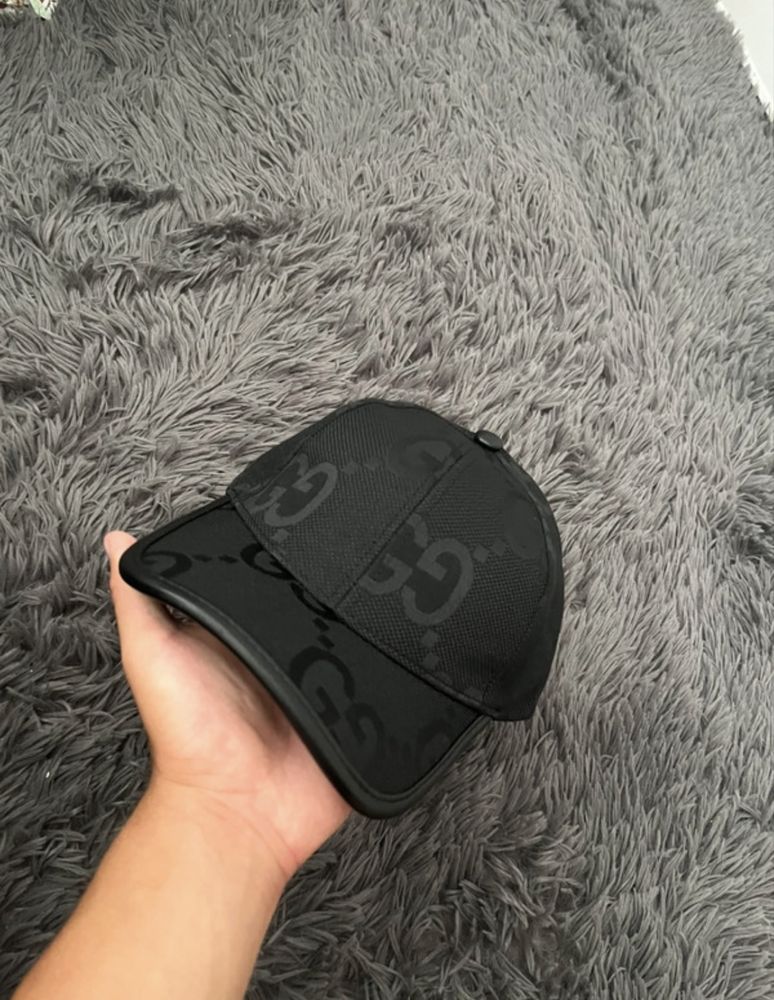 Boné Gucci GG Black Monogram