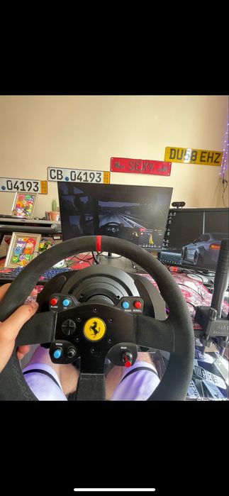 Thrustmaster t300 alcantara edition z manipulatorami nożnymi