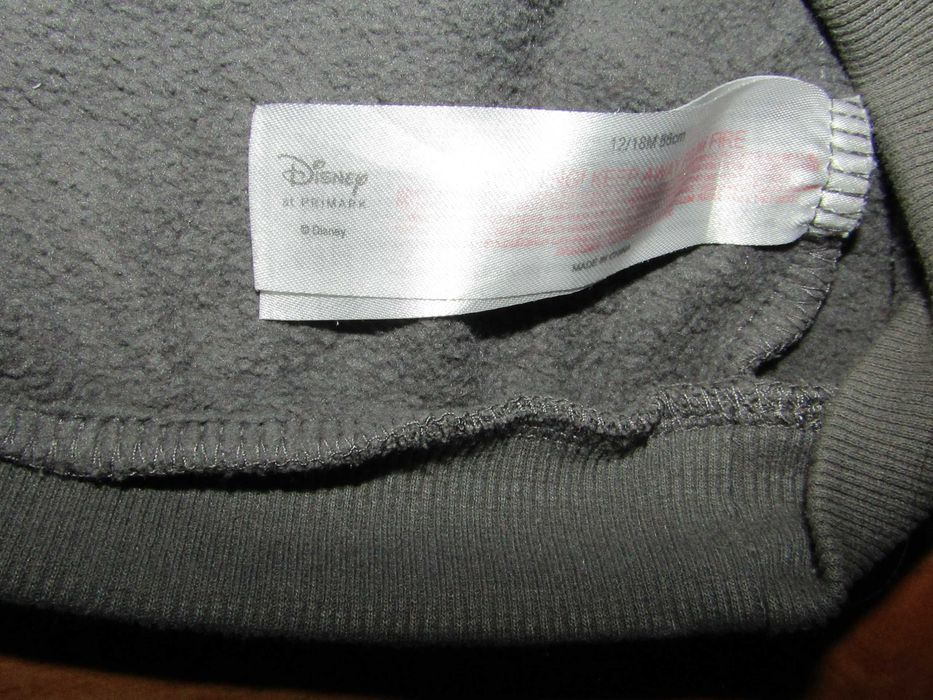 Детский спортивный костюм фирмы " Disney "  на ребенка 12 - 18 месяев