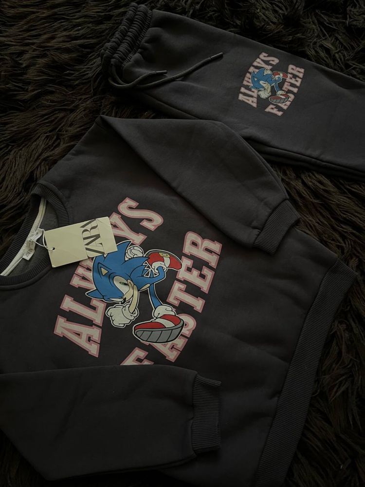 Косюм Zara на років новий
