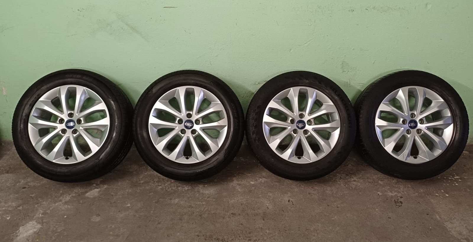 Koła alufelgi alusy felgi Ford R17 235/55 R17 Kuga S-Max 2024 lato