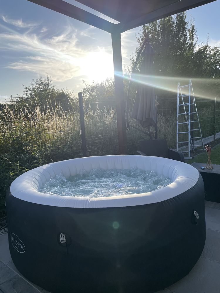 Basen Jacuzzi Lay-z-Spa Miami Bestway - bdb