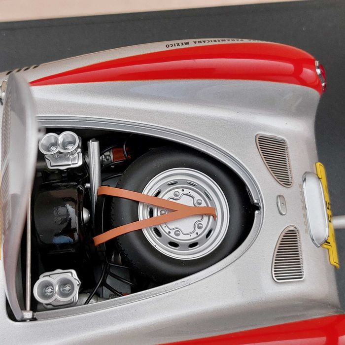 Miniatura Porsche 550 RS Spyder #55 C. Panamericana 1954 AUTOart 1:18