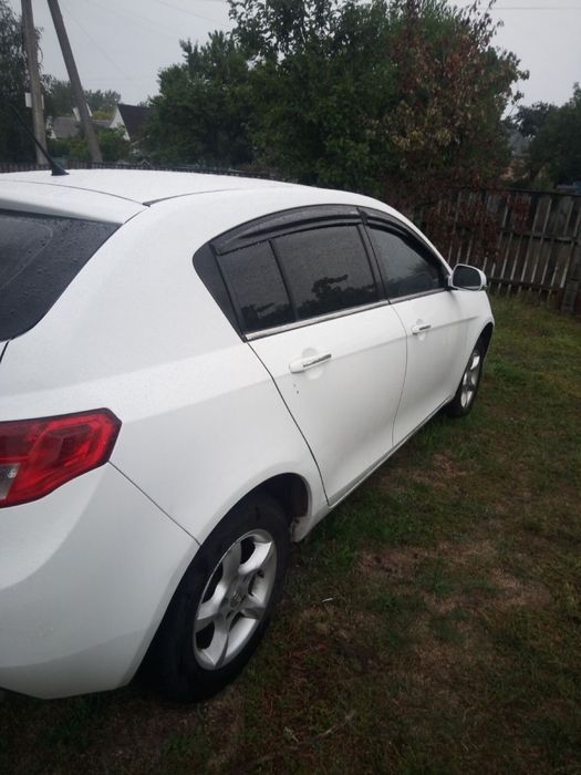 Geely Emgrand 7 2013 газ бензин