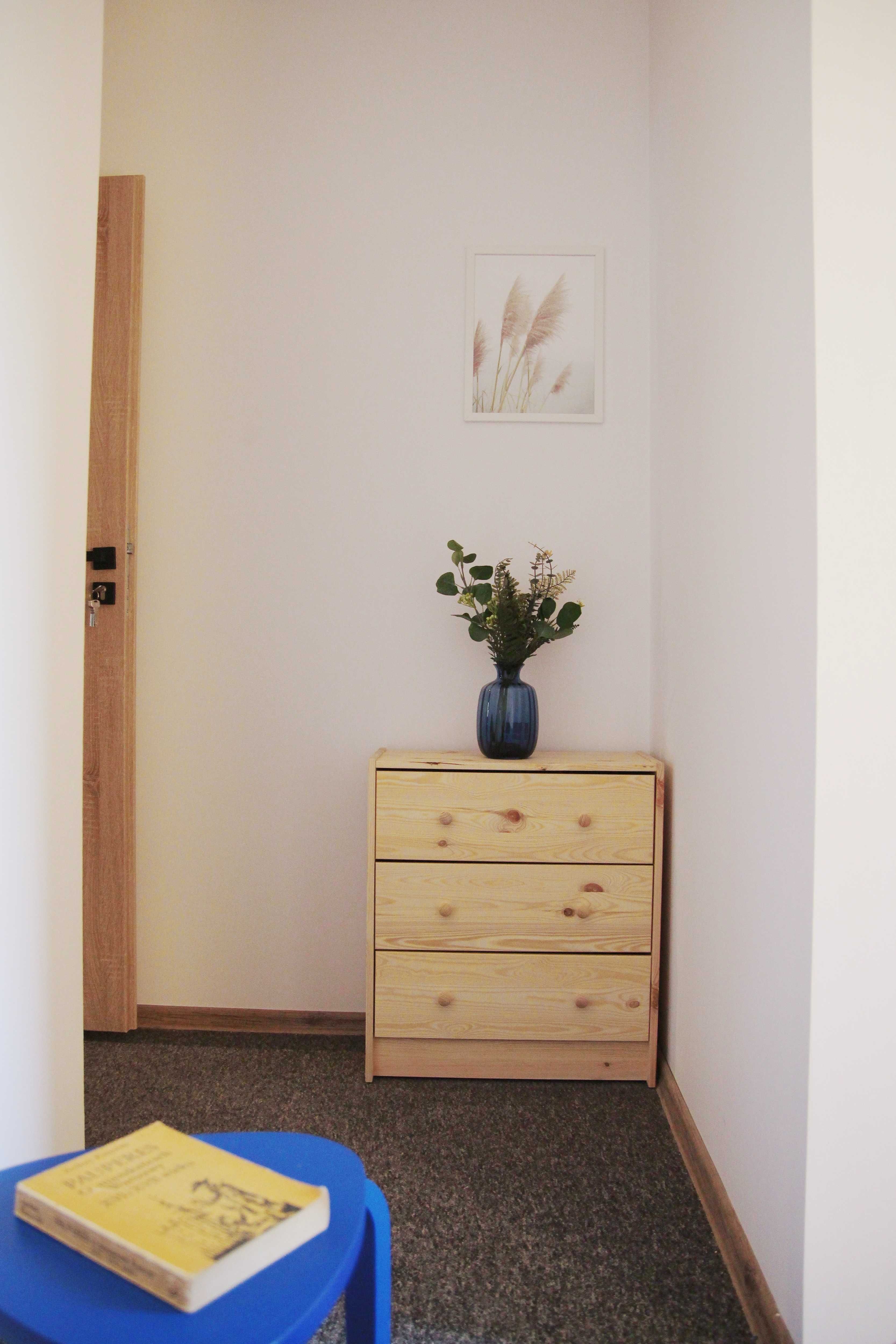 Girls only rooms for rent /// pokoje na wynajem / Praga Południe