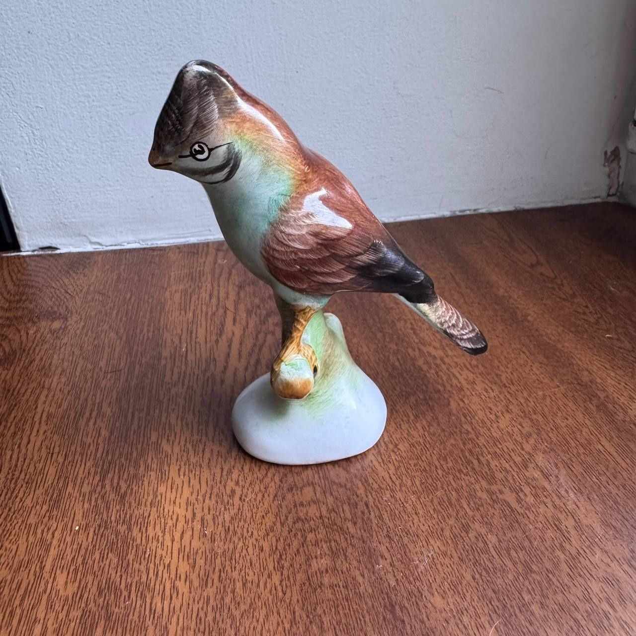 Figurka porcelanowa Papuga Węgry Budapeszt Lata 70 te