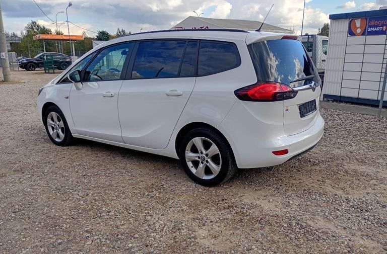 Opel Zafira 2014