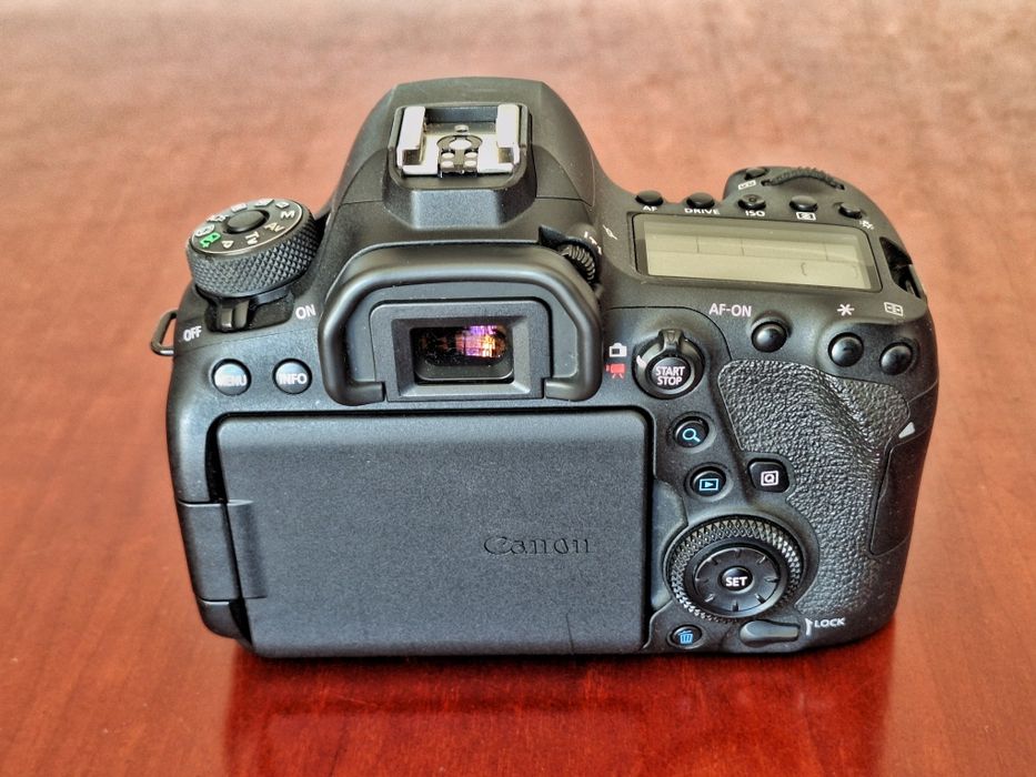 Canon EOS 6D mark 2 como novo