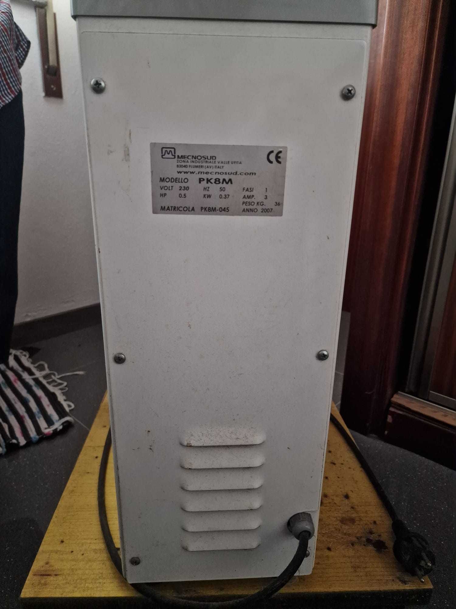 Misturadora/ Amassadeira Espiral Profissional MECNOSUD PK8M – 230V