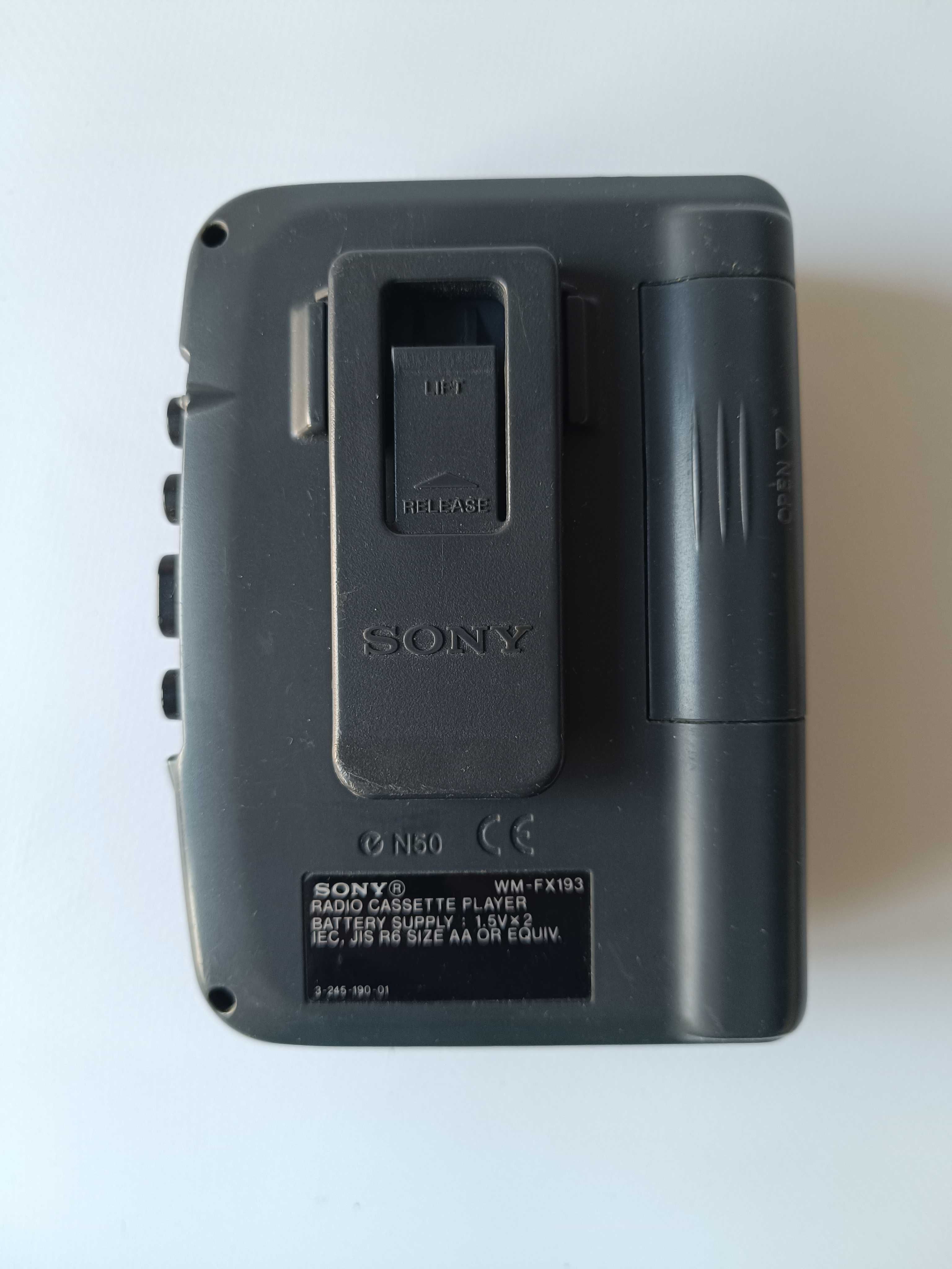 Кассетный плеер Sony Walkman WM FX 193  с радио
