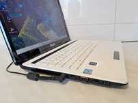 Duży biały laptop Intel i5 ram 4GB dysk SSD kamera wifi BT Windows 11