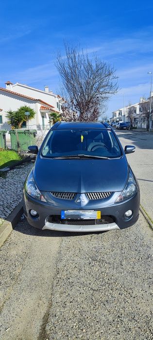 Mitsubishi Grandis 2.0 DiD 10/2007 (7 lugares)
