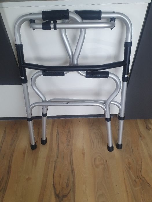 Podpórka LINDSEY Vermeiren