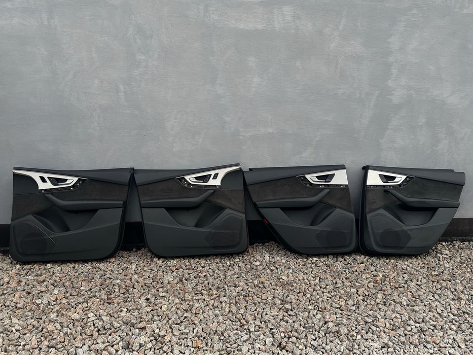 Карти обшивка двери Audi Q7 4m