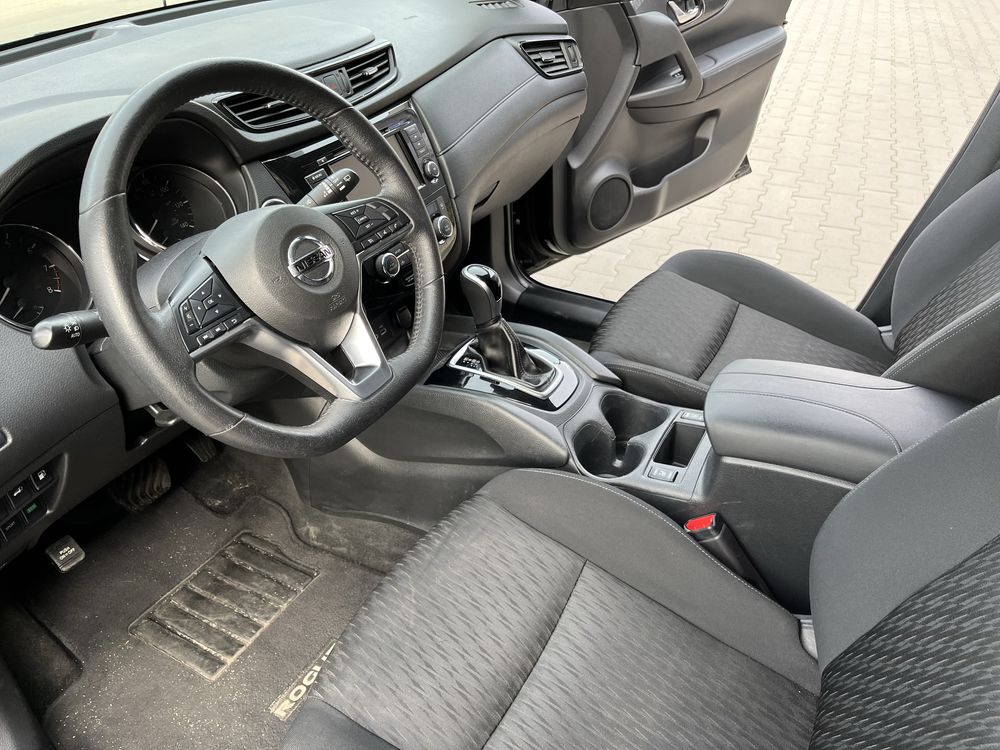 Продам авто Nissan Rogue 2019  SV