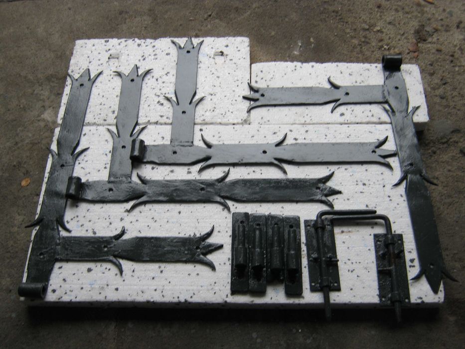 zawiasy do drzwi garażowych bramy