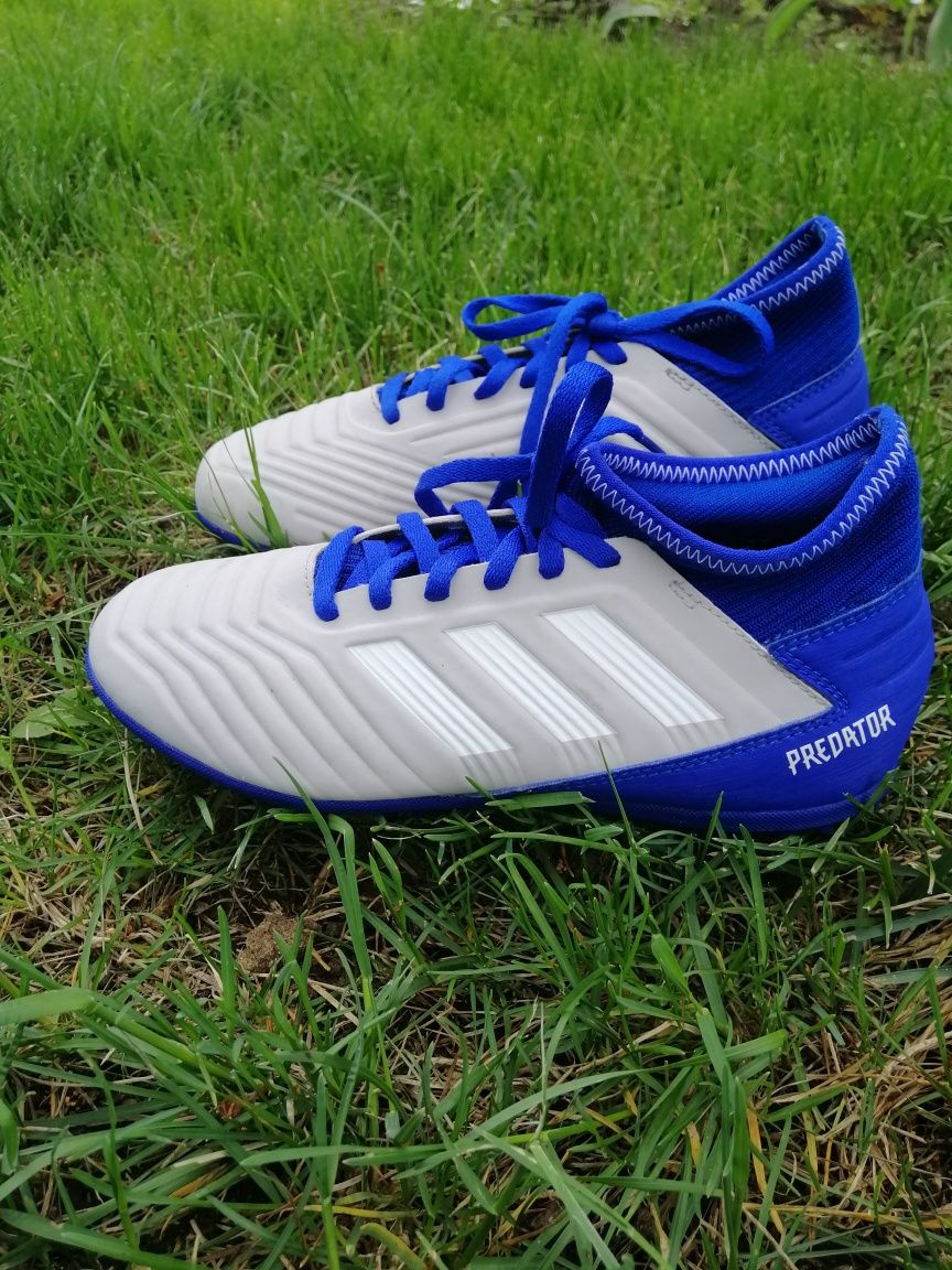 Сороконожки детские  Adidas predator в идеальном состоянии