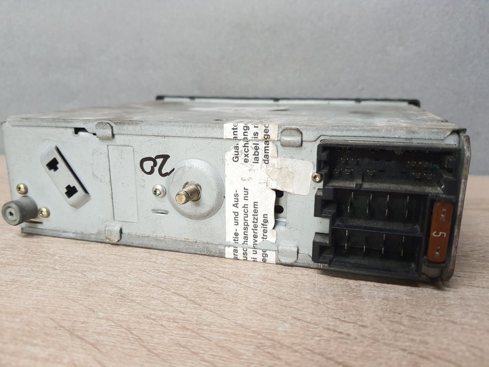 Radio samochodowe Mercedes Sound 4000 + kod Vito W124 W202 W208 W210