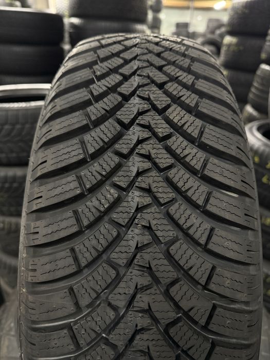 Шини Зимові 215х60хR17 Falken EuroWinter HS01 SUV / 4шт / НОВІ / 2024р