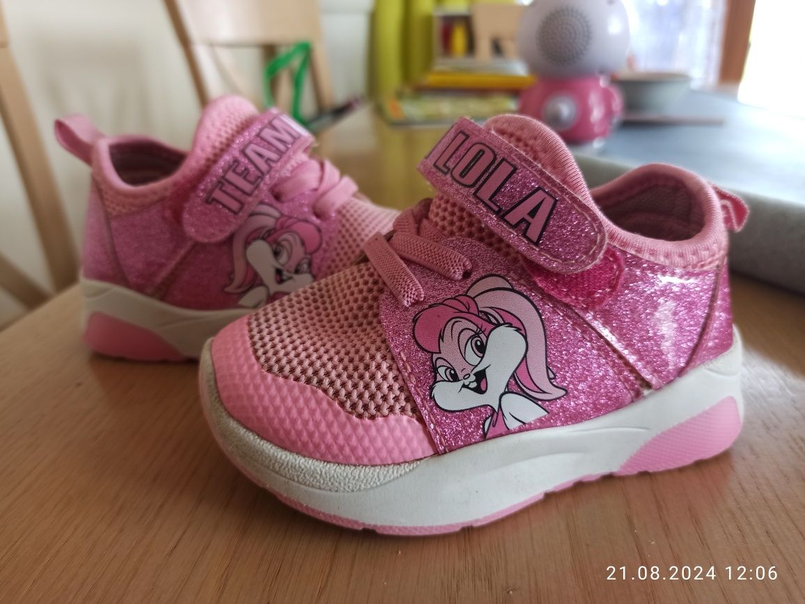 Buciki adidaski przejściowe rozm. 22