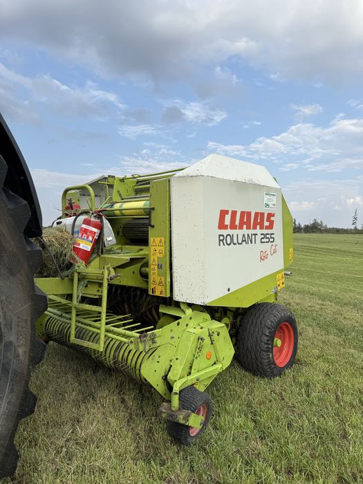 Prasa claas rollant 255
