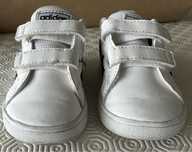 Sapatilhas adidas 21