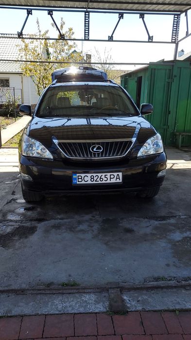 Продам лексус вхорошому стані