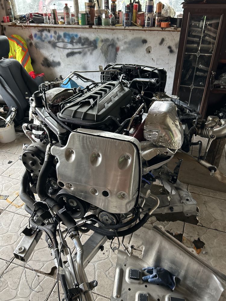 Chevrolet corvette c8 2024 silnik LT1 engine 6.2 V8 kompletny