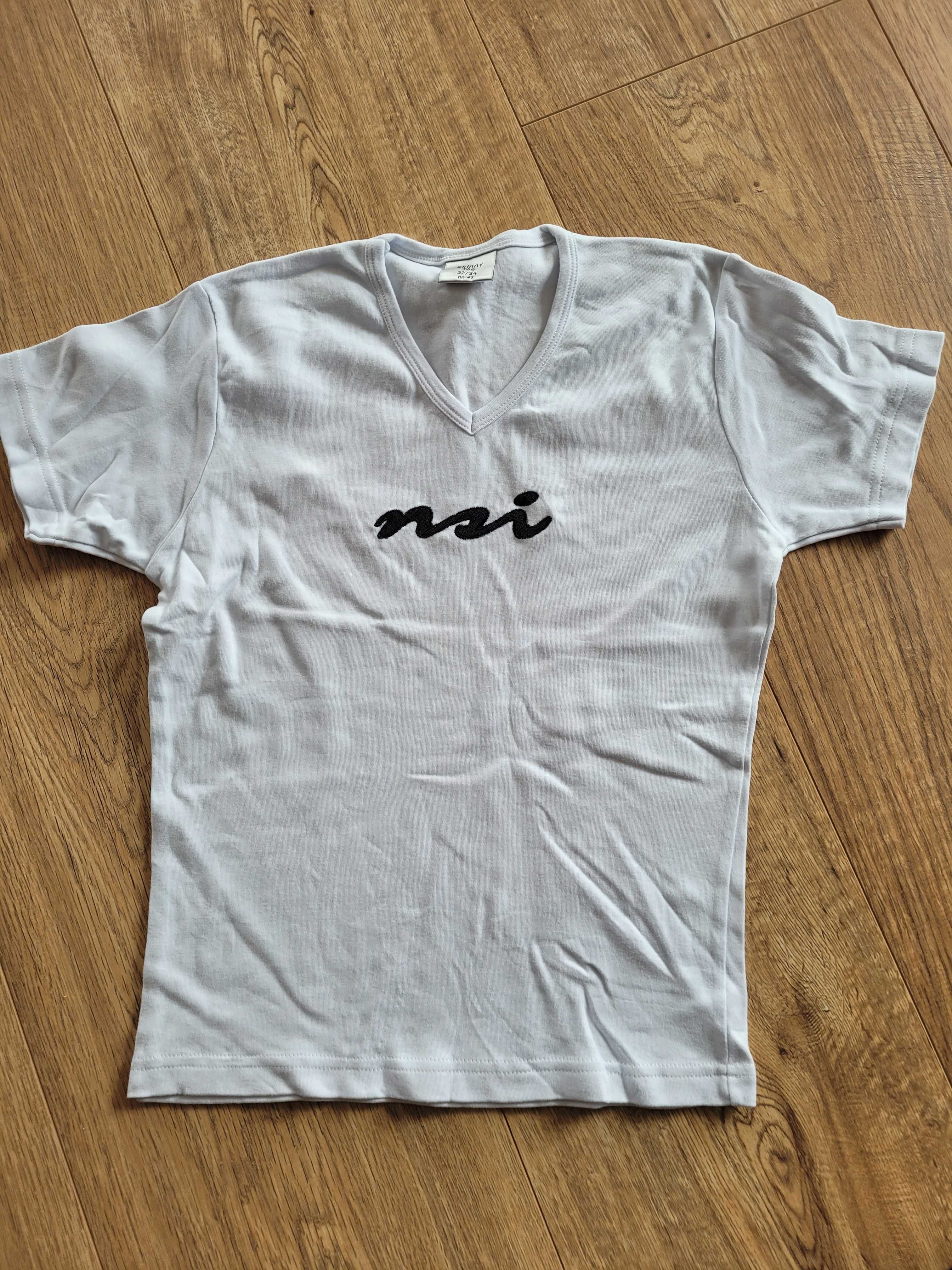 Podkoszulek t-shirt biały z napisem