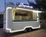 Wynajmem  food truck przyczep gastronomicznych