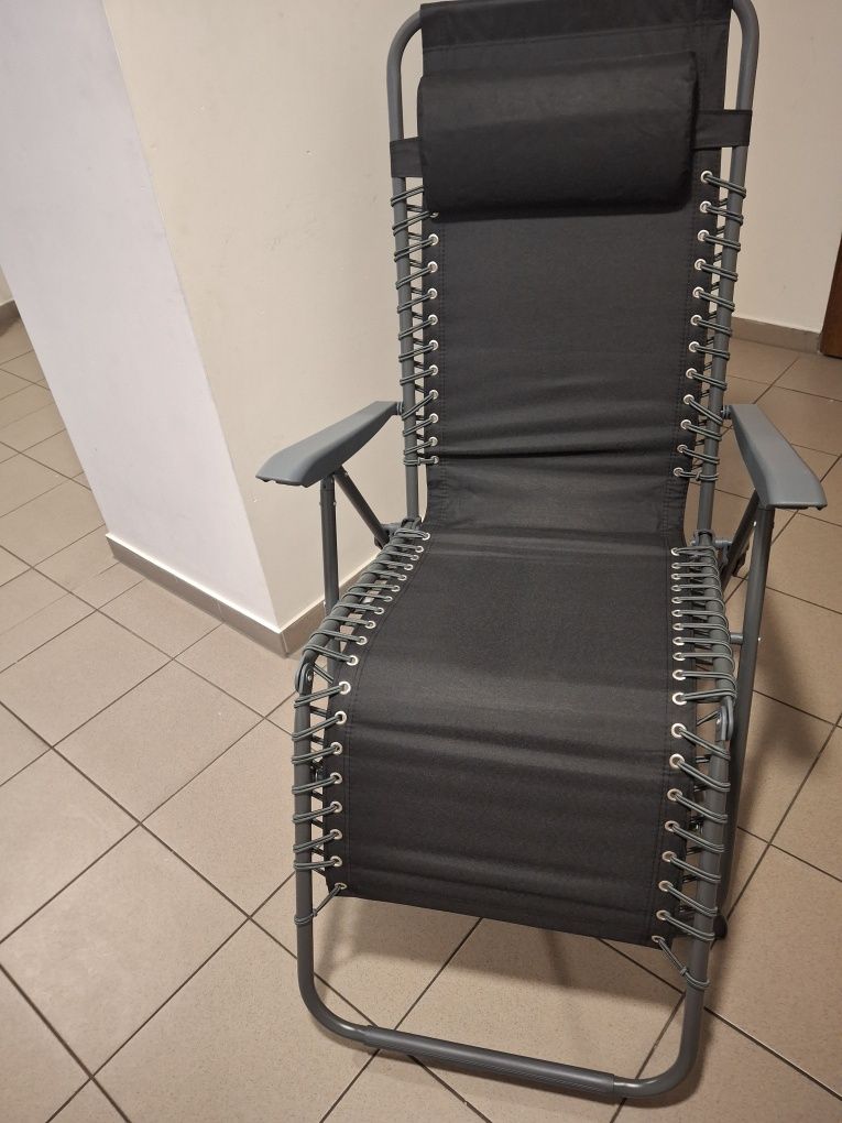 Sprzedam nowe krzesło wypoczynkowe Ulfborg z jyska/2szt