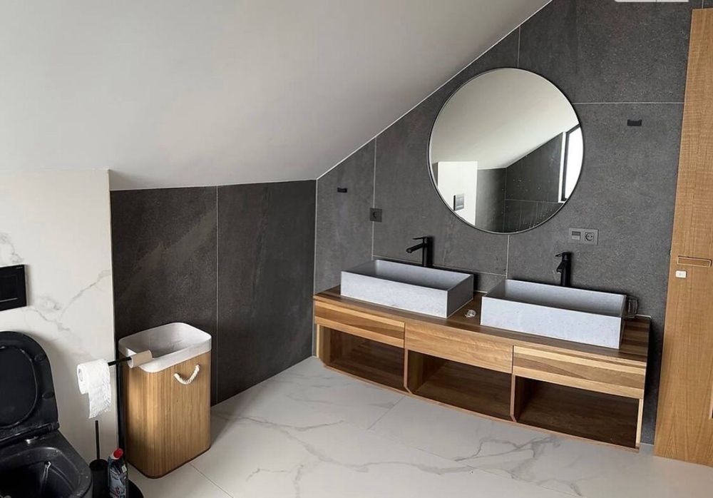 Продаж будинку гарного будинку.