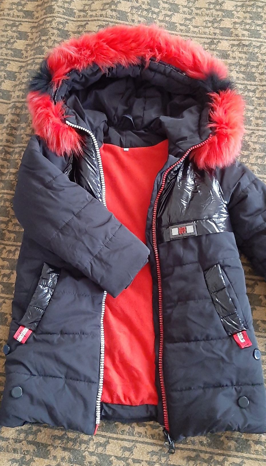 Пуховик Off-white  р.36 (6-8 лет ) холофайбер.