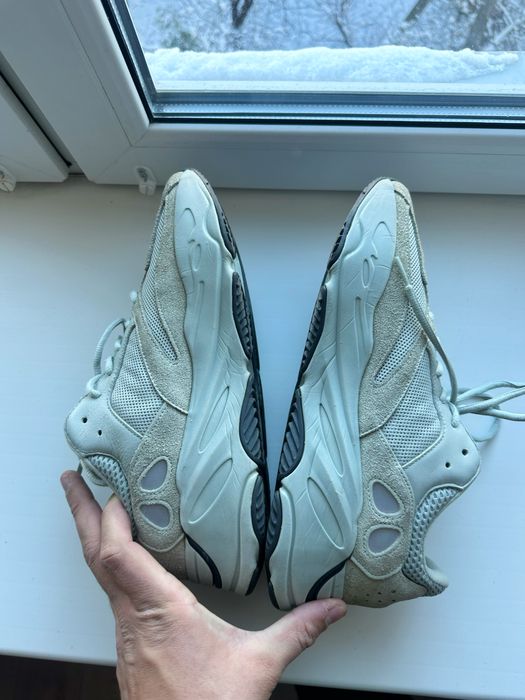 Кросівки чоловічі Adidas Yeezy Boost 700 Salt EG7487