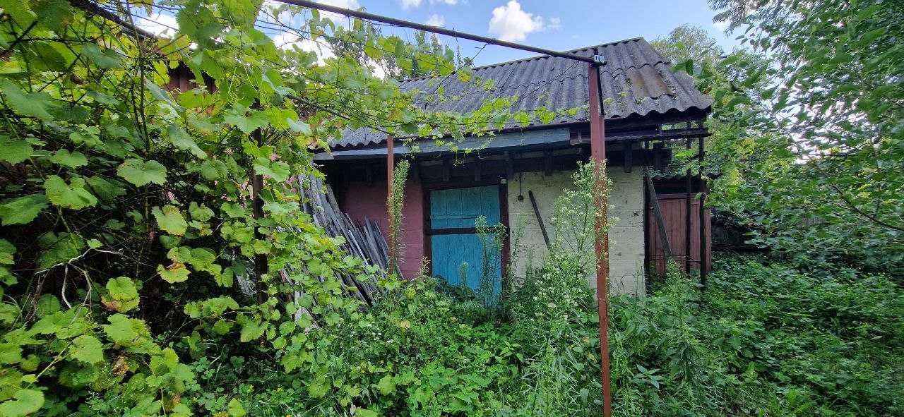 Будинок в селі Халявин