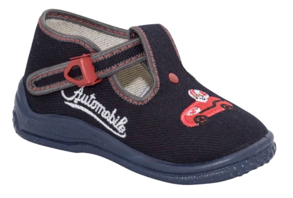 Kapcie/ buty dla chłopca