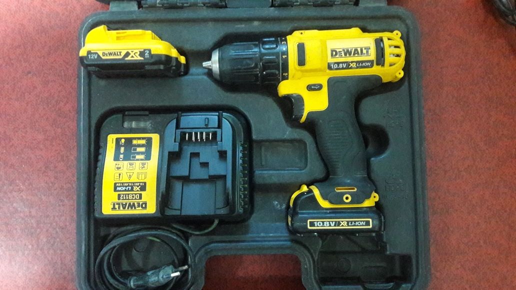 Шуруповерт Dewalt DCD 710