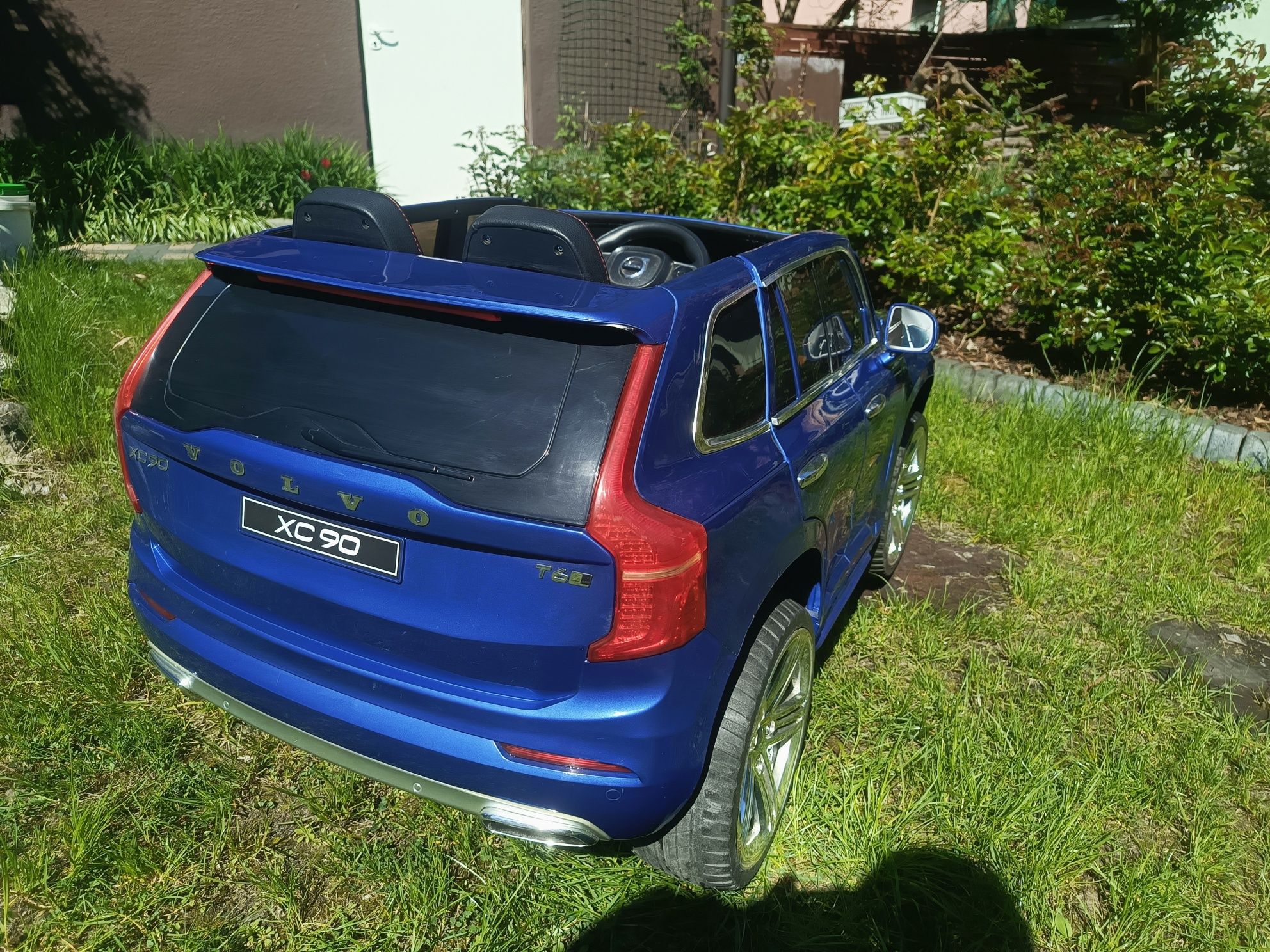 Samochod elektryczny sterowany dla dziecka Volvo XC90 BT, pilot