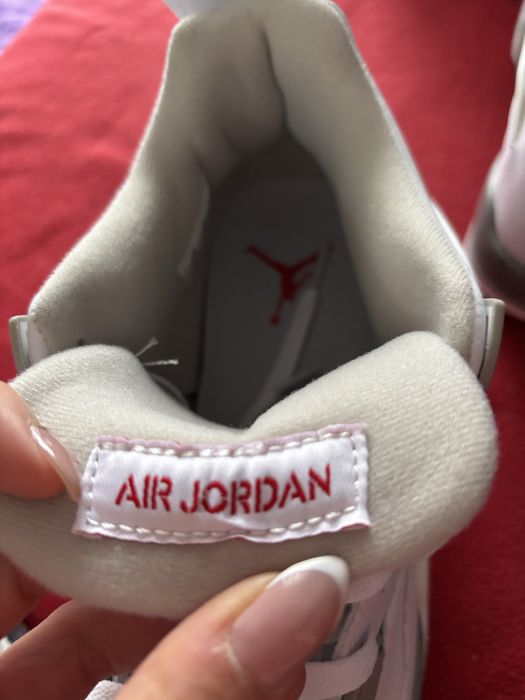 Air jordan retro 4 white oreo