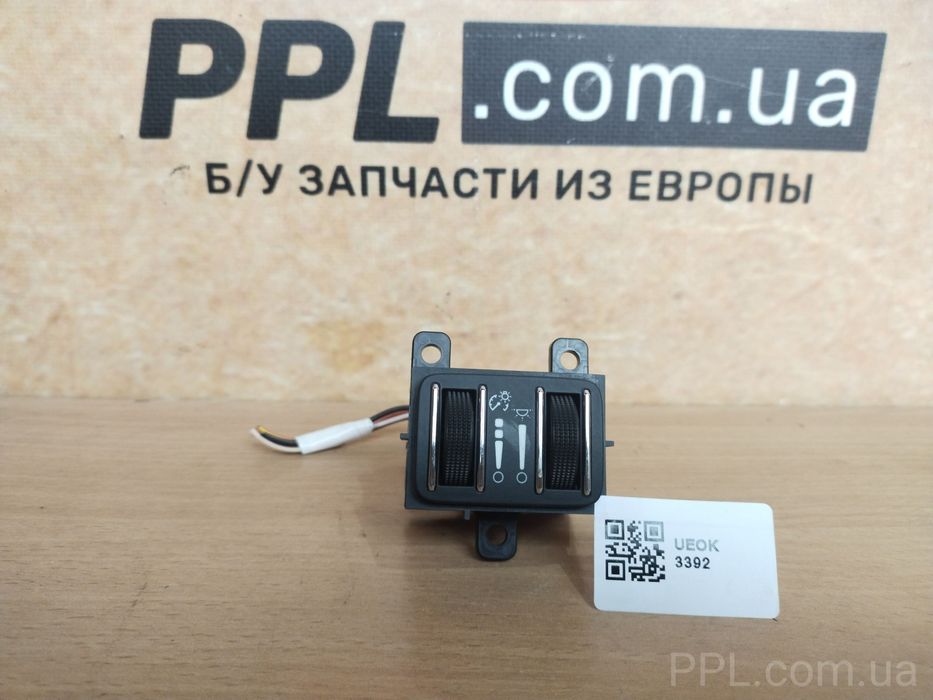 Chrysler Town Country 11- регулятор яркости панели приборов 04602892AC