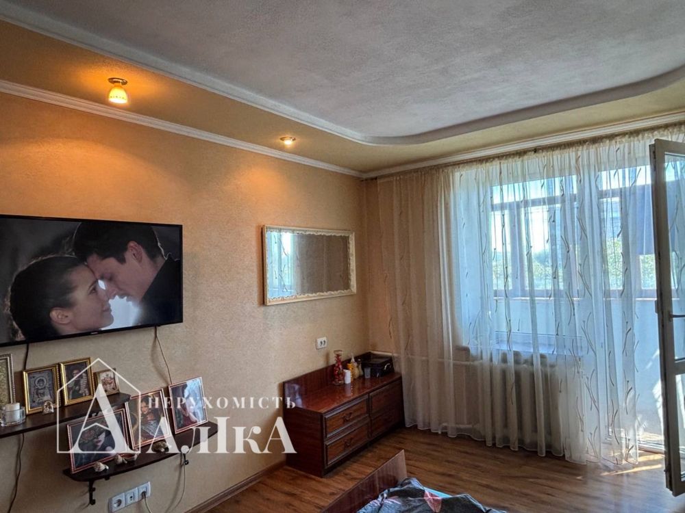 Продам 3-кімнатну квартиру