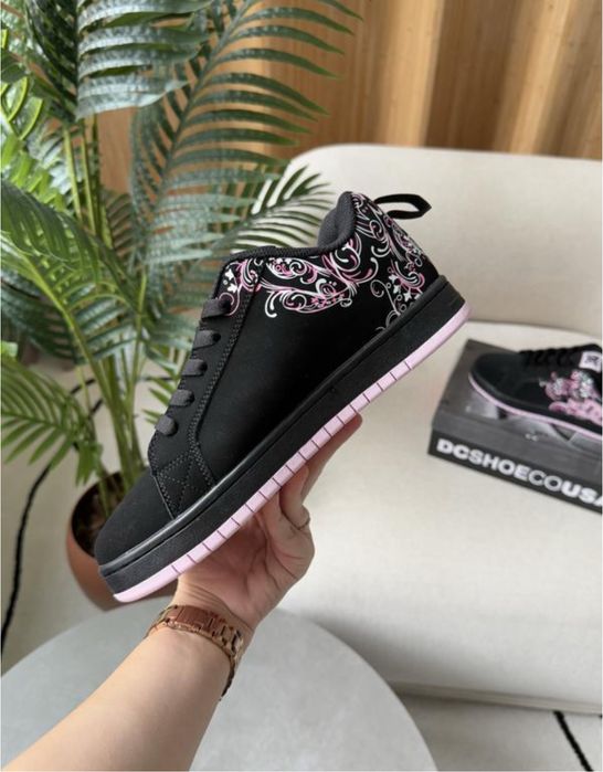 Жіночі Кросівки DC Court Graffik Black Pink 36-40