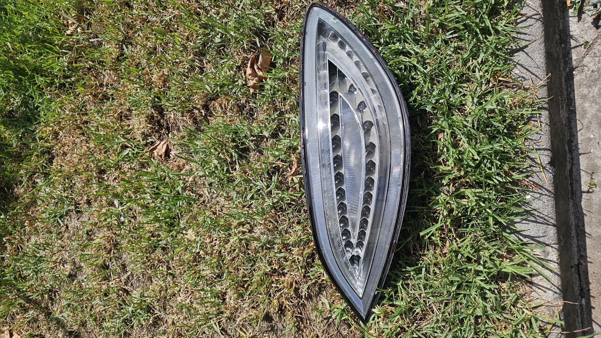 Farol traseiro Mercedes Cls