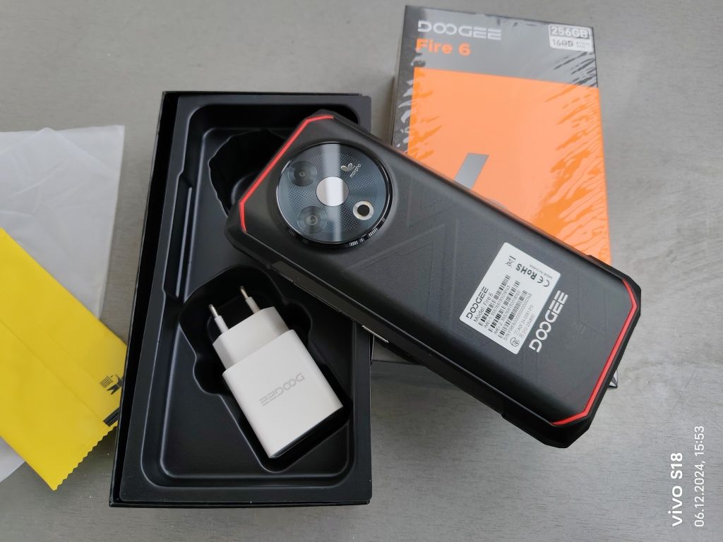 Doogee Fire 6 6/256 тепловізор