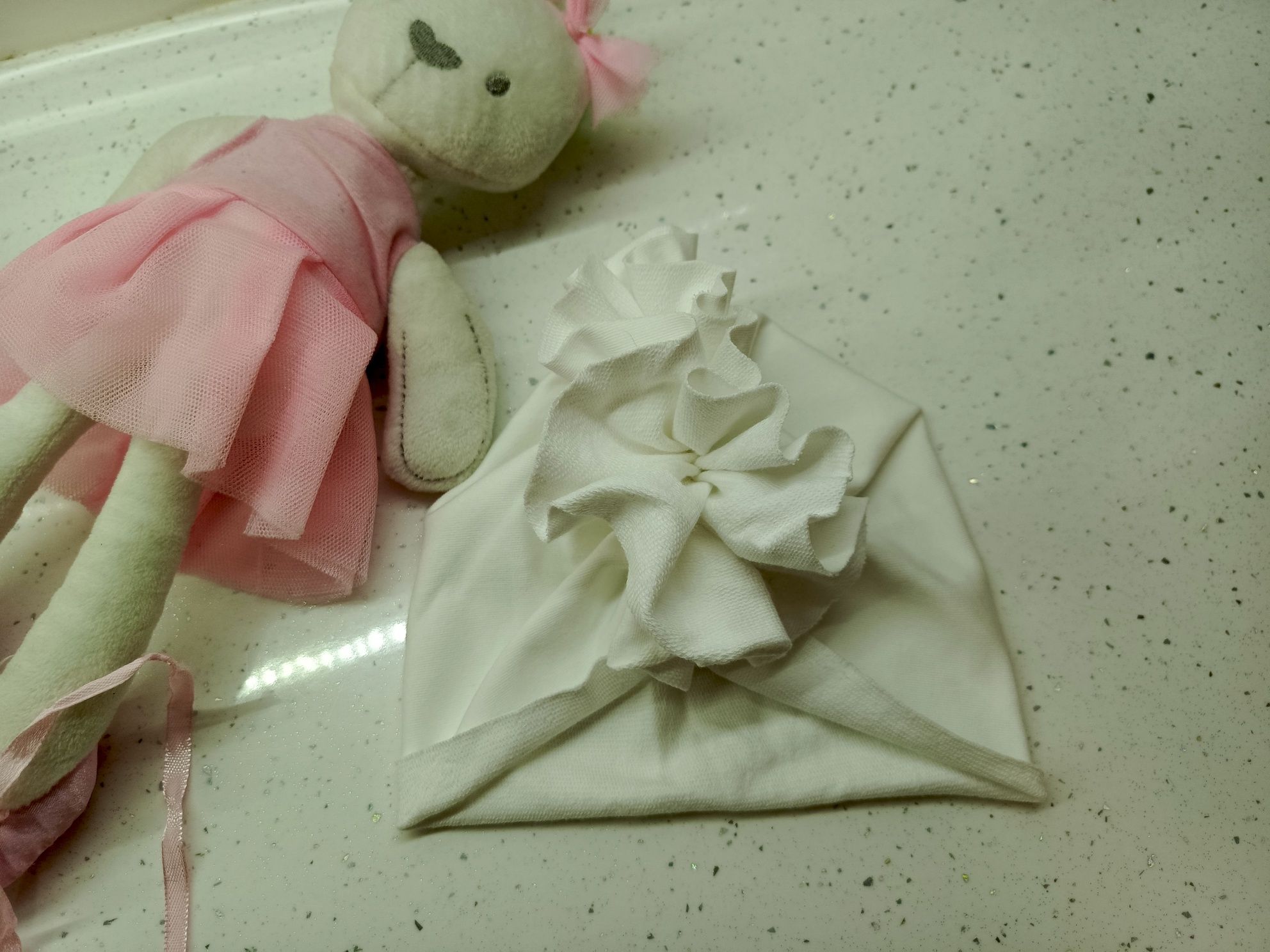 Czapka turban biała chrzest i inne bielutka 40/42. Nowa