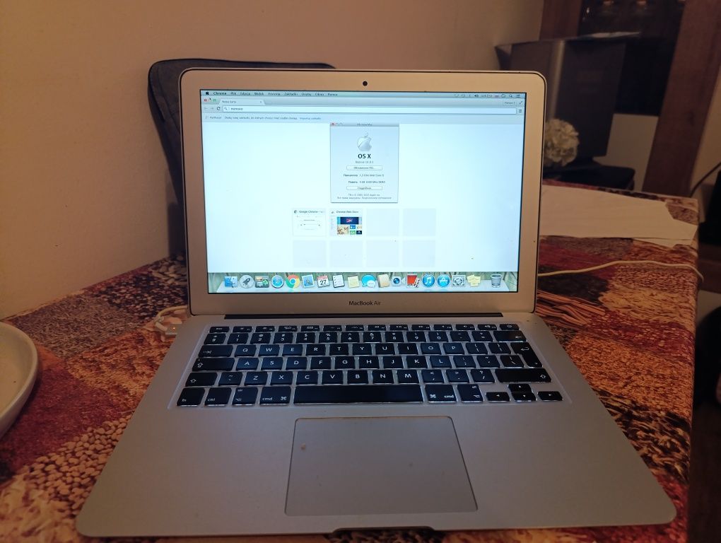 Laptop  Apple i5