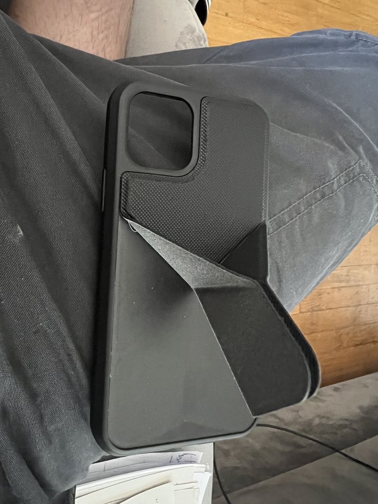 Etui Obudowa Iphone 11 Pro Uniq Transformer