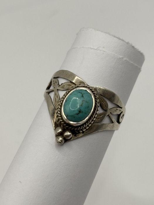 Pierścionek z turkusem 1822