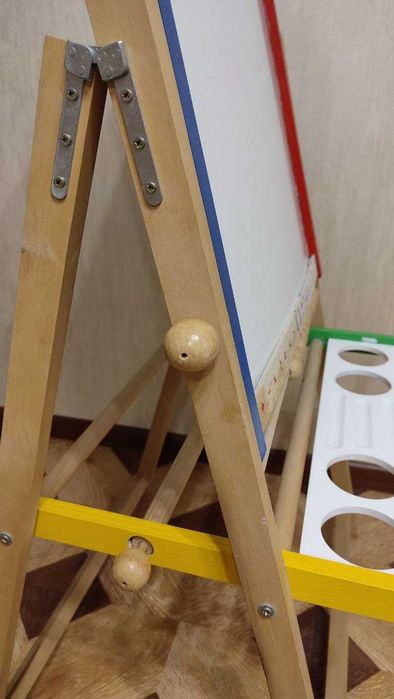 Мольберт двухсторонний 3 в 1: на бумаге, мелками, маркерами